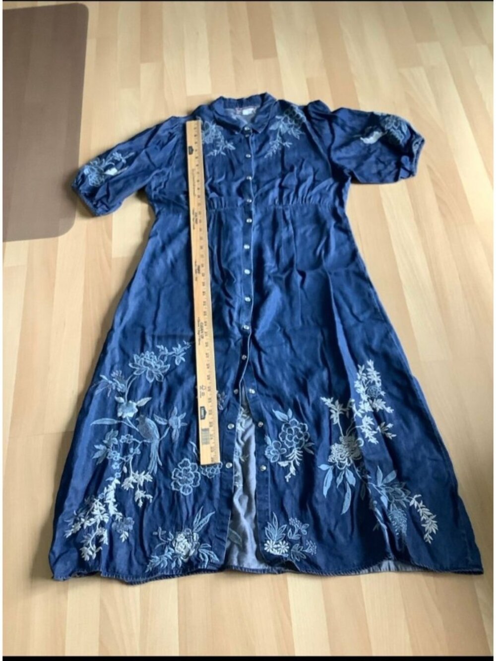 Johnny Was Workshop Blue Embroidered Button-Front Dress With Floral Design Size View 5